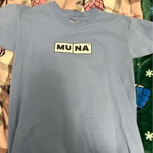 Muna tour shirt 
size small 
track list on back